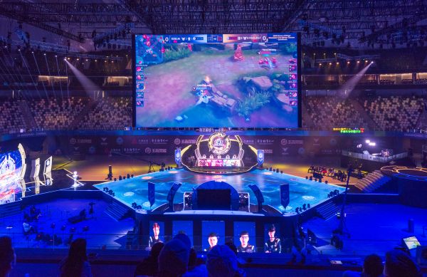 要在起跳瞬 要在起跳瞬