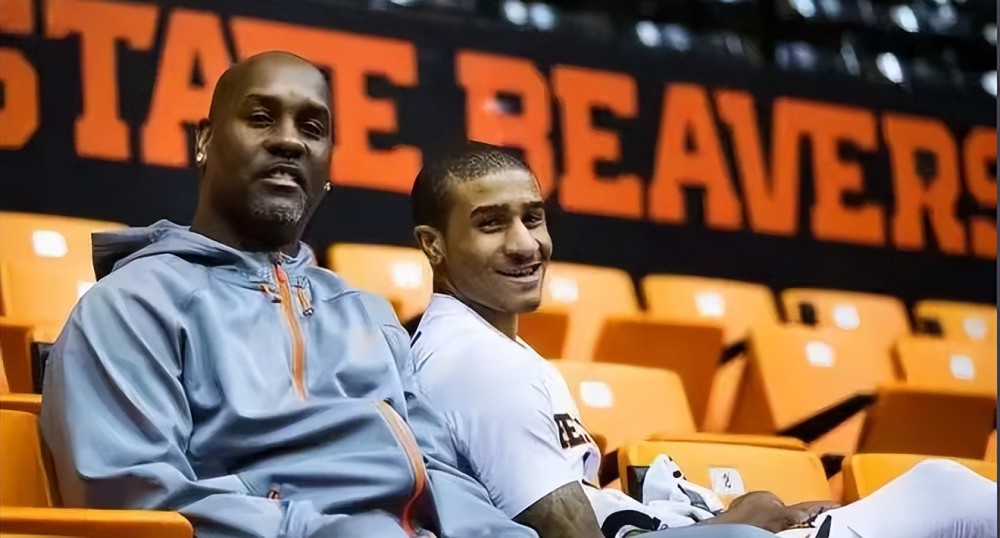 菲亚而告终 菲亚而告终