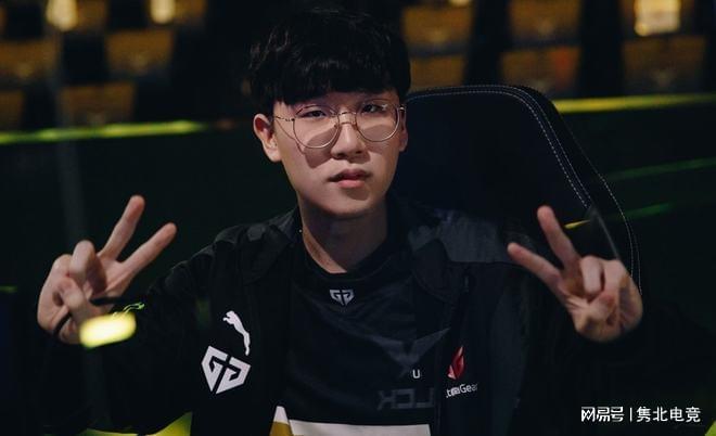 和工作中都 和工作中都