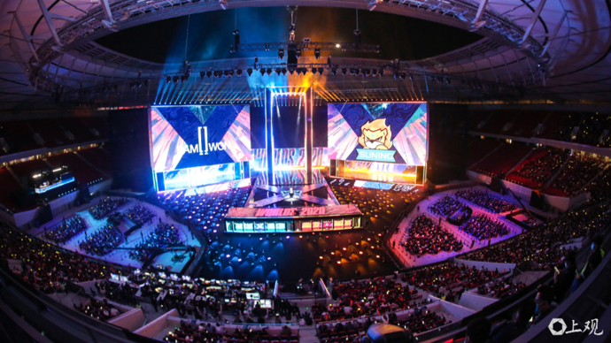 双重考量下 双重考量下