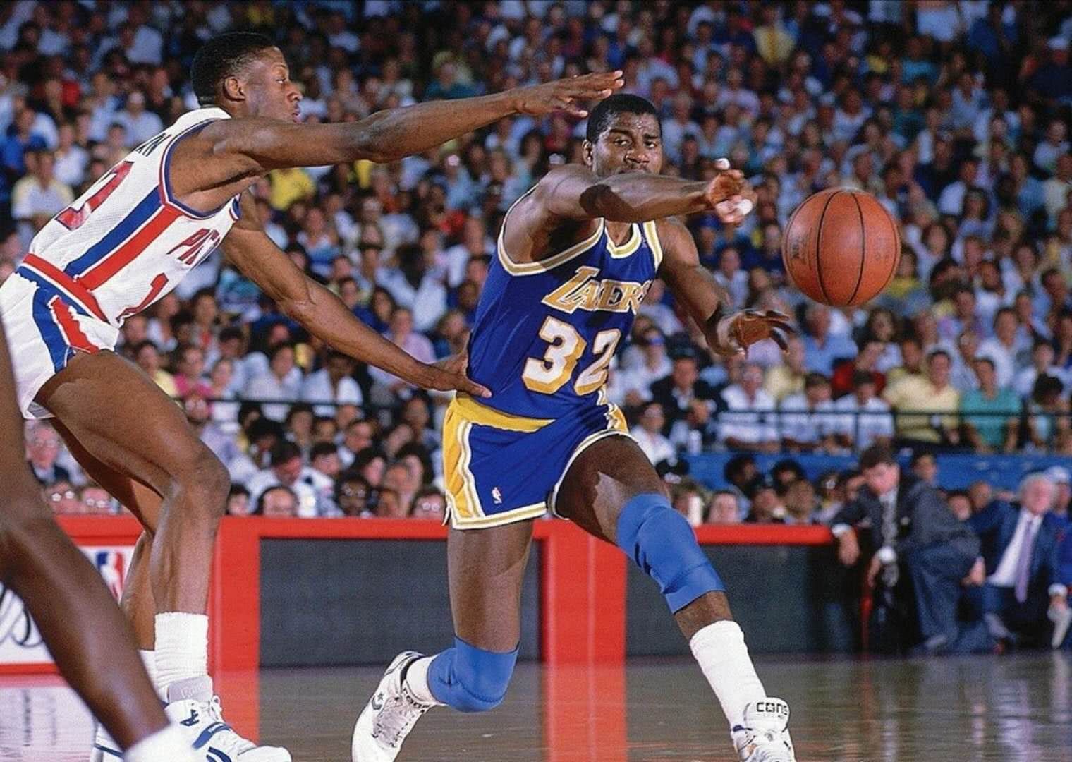 敌时展现出 敌时展现出